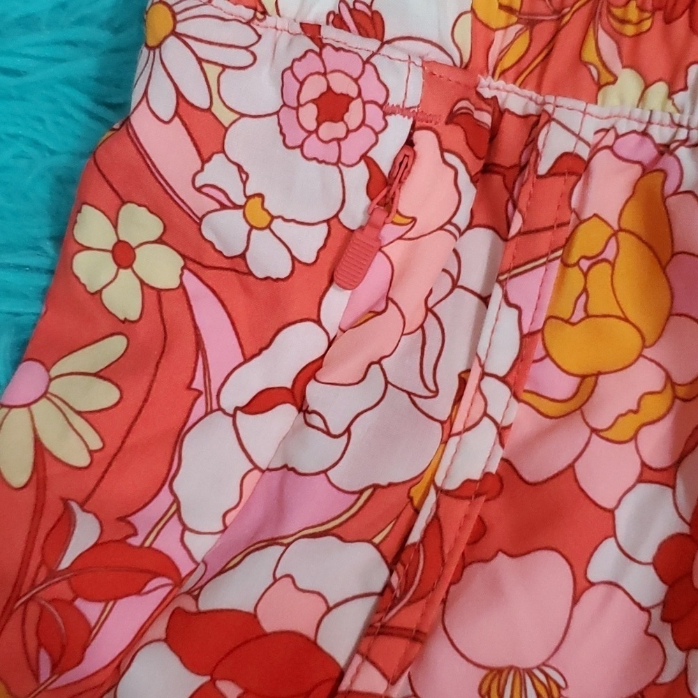 Avia Floral Athletic Shorts - Picture 4 of 5